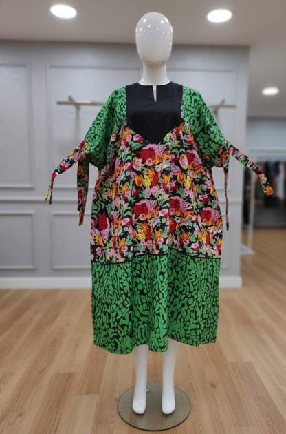 Floral and green print dress with tie sleeves